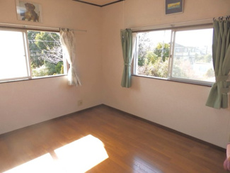 【洋室】 | 大網白里市細草　中古戸建 | 敷地約99坪 別荘で利用  家庭菜園ＢＢＱドック欄が可能です。自然豊かな閑静な立地