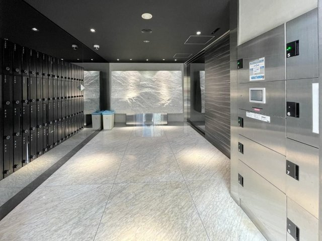 S-RESIDENCE神戸元町のエントランス