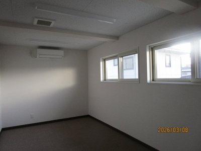 【その他】 | 滝沢市室小路売事務所 | 事務所奥にもう１部屋