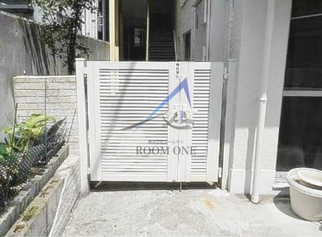 名弘マンションのエントランス|エントランスです。