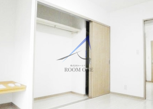 名弘マンションの居間・リビング|洋室のお部屋です。