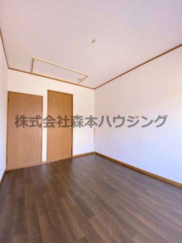 【洋室】 | 　寝屋川市萱島信和町10戸建貸家 | 個人の部屋や寝室として使える洋室です
3階