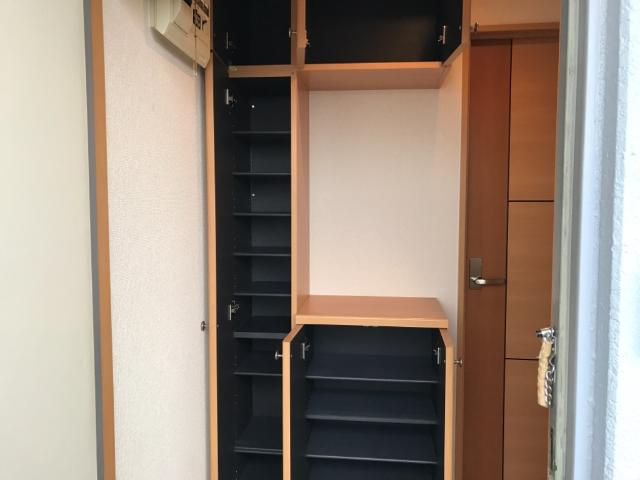 エバーハイム大留の収納|下駄箱