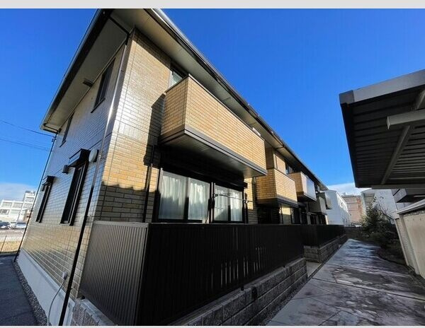 シャルマン　アカネの外観