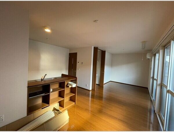 シャルマン　アカネの居間・リビング