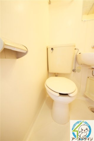 プチメゾン西明石のトイレ
