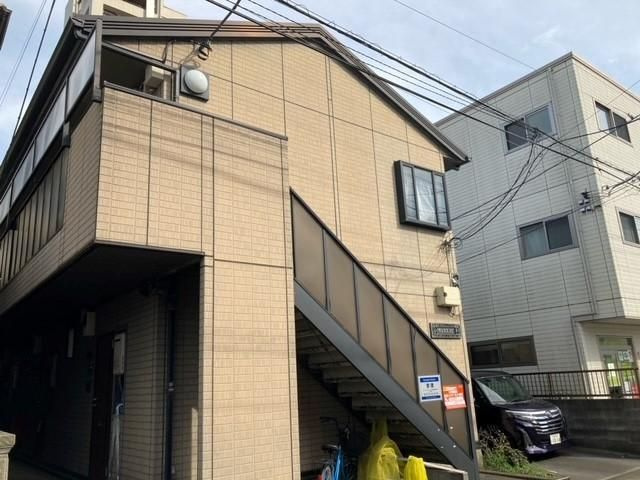 【エントランス】 | ウェヌスＳＴ