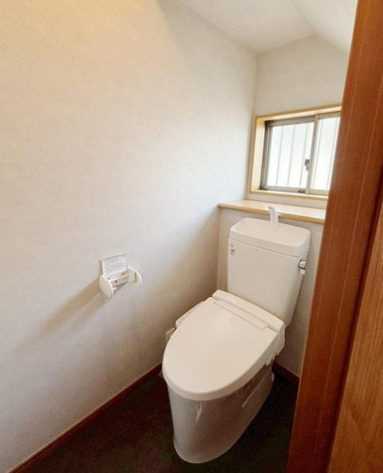 【中古】坂戸市横沼中古住宅のトイレ|トイレです