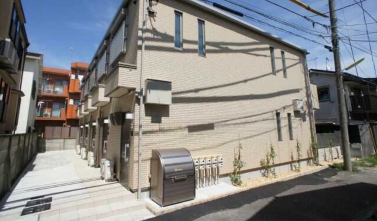 パインホーム　ユアメゾン　ネット無料　築浅　メゾネットの外観