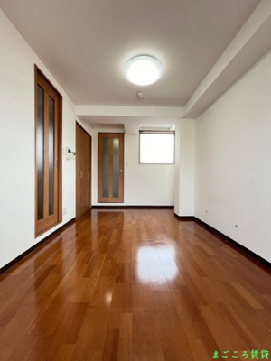 【寝室】 | ルミエール難波
