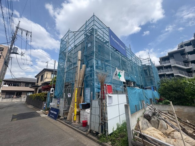 府中市緑町２丁目のアパート