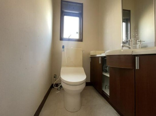 【中古】坂戸市にっさい花みず木リフォーム中古住宅のトイレ|シンプルで使いやすいトイレです