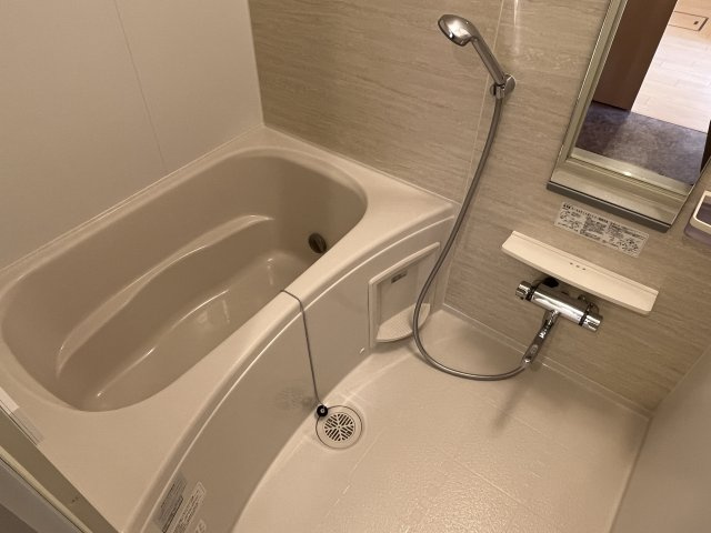 Ｃａｍｂｉａｎｏの浴室|同建物別室参考写真