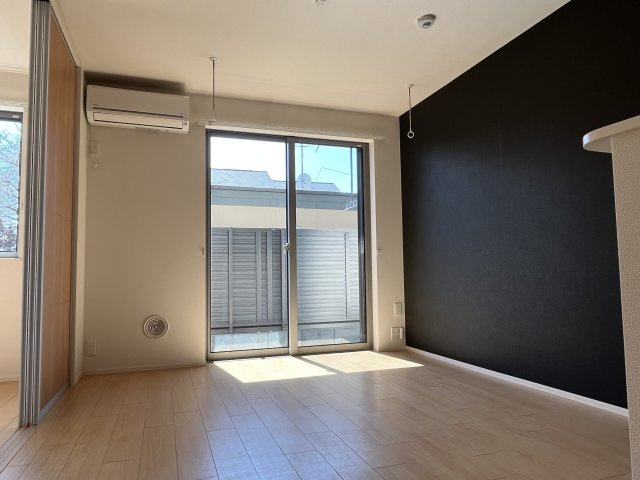 Ｃａｍｂｉａｎｏの居間・リビング|同建物別室参考写真