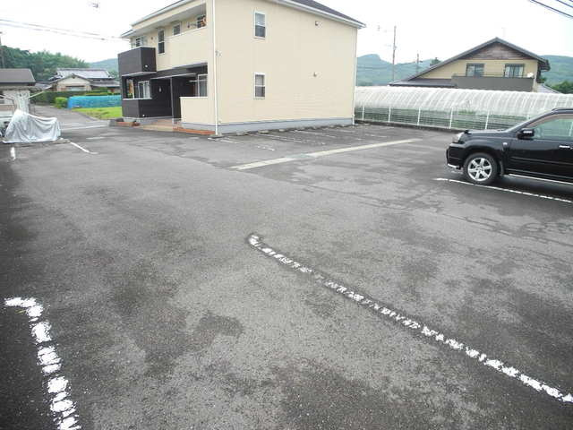 エアリーヒルAの駐車場