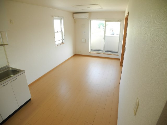 エアリーヒルAの居間・リビング