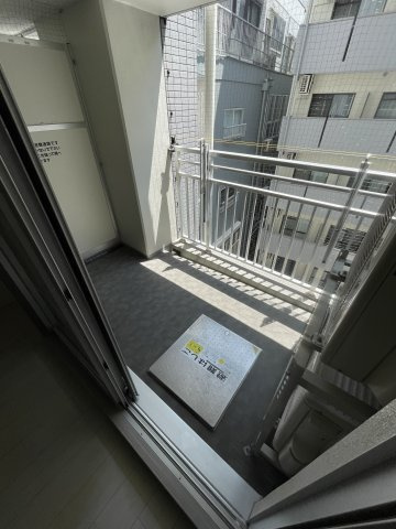 ウィズなんばのバルコニー