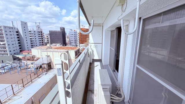 ★仲介手数料半額★マンション第二恵比寿苑（中庭があるレトロ系のヴィンテージマンション）のバルコニー