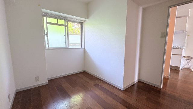 ★仲介手数料半額★マンション第二恵比寿苑（中庭があるレトロ系のヴィンテージマンション）の洋室