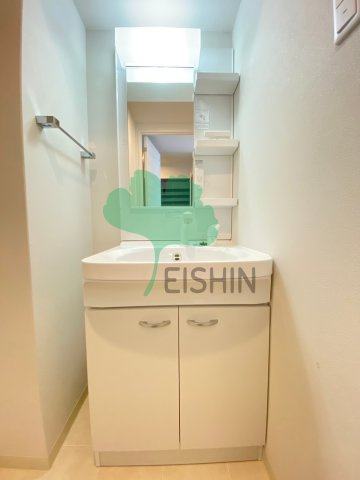 モダンパラッツォ天神東グランＭの洗面所|シンプルで使いやすい洗面台です！
