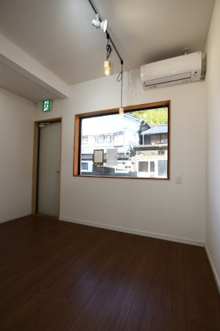 【居間・リビング】 | コトリハウス