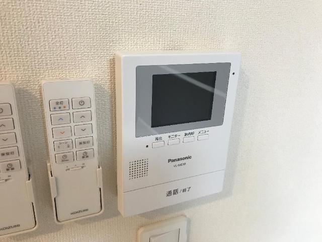 ボヌールの内装|カメラ付インターホン