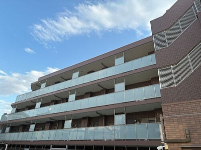 【外観】 | ミオカステーロ京王稲田堤２ | 建物外観　※2026年3月撮影の写真