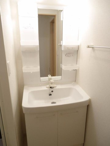 リバーサイド大島の洗面所