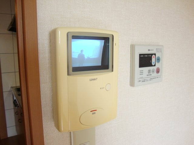シャルドネ弥生が丘の内装|カメラ付インターホン