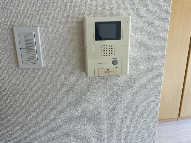 ストロベリーの内装|セキュリティ