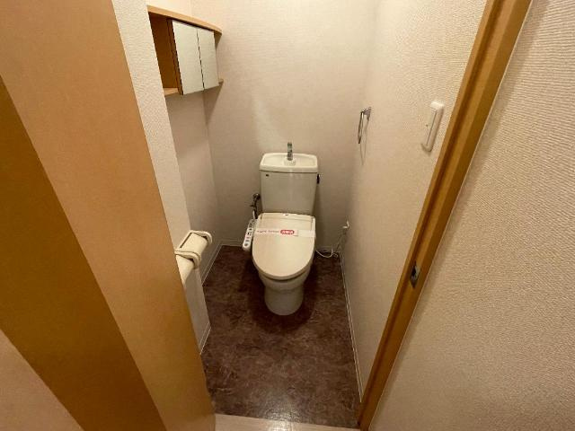 ストロベリーのトイレ|シャワー付トイレ