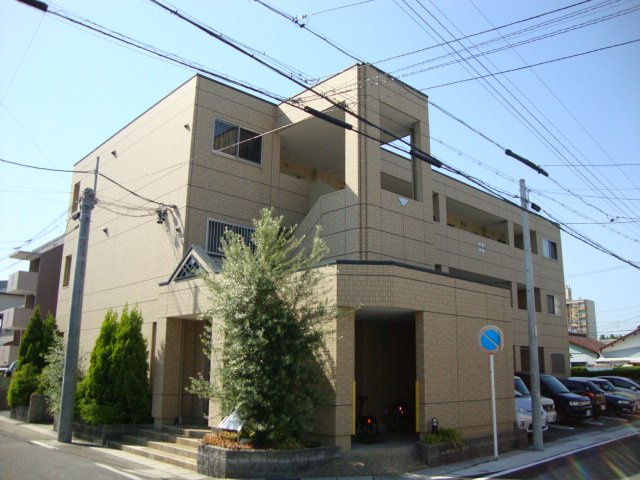 ストロベリーの外観|外観写真（昼）