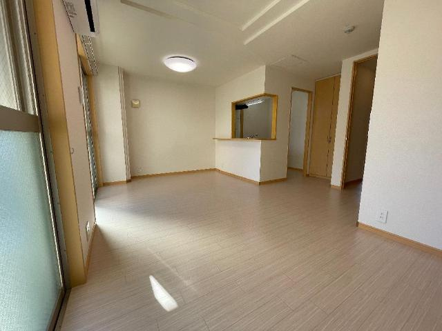 ストロベリーの居間・リビング|リビング