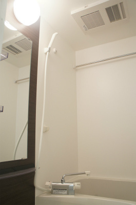 リブリ・南八幡の浴室