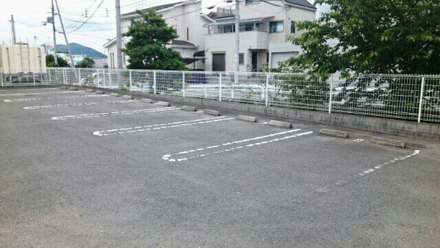 シェリジェ・ミムラⅡの駐車場