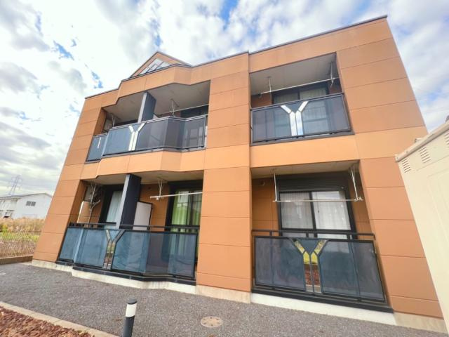 ウィングコート