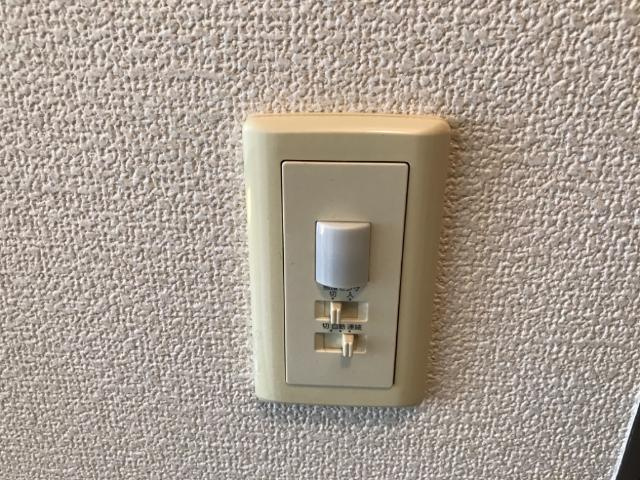 レフュージ川沿のその他|センサー照明
