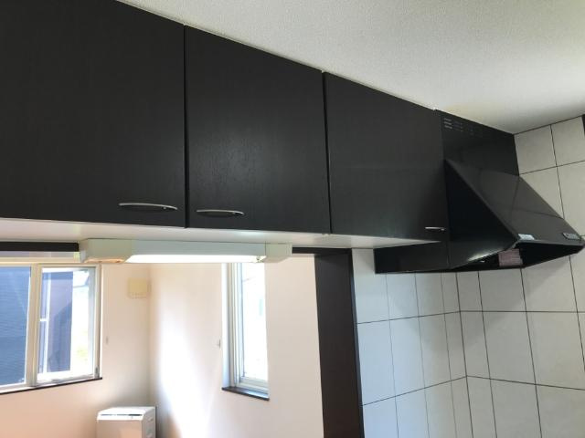 レフュージ川沿のキッチン|キッチン