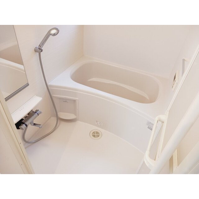 プリートⅡの浴室