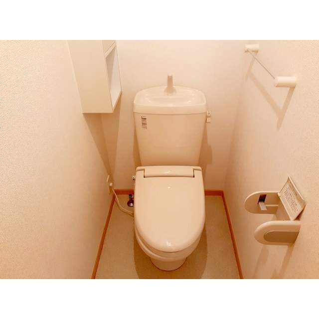 リヴァーアンジュ　Ｂのトイレ