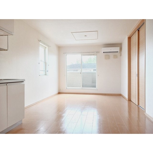 リヴァーアンジュ　Ａの居間・リビング