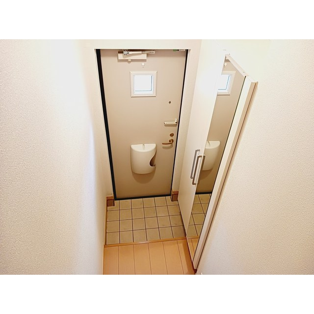 リヴァーアンジュ　Ａの玄関