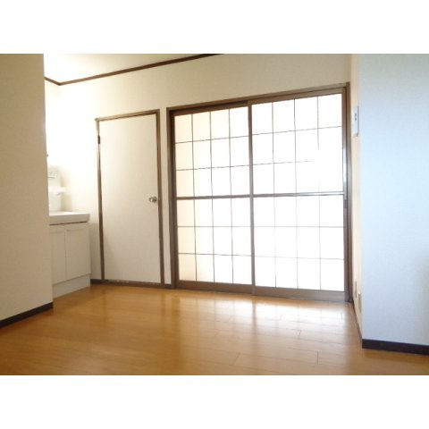バイオレットハイムのその他
