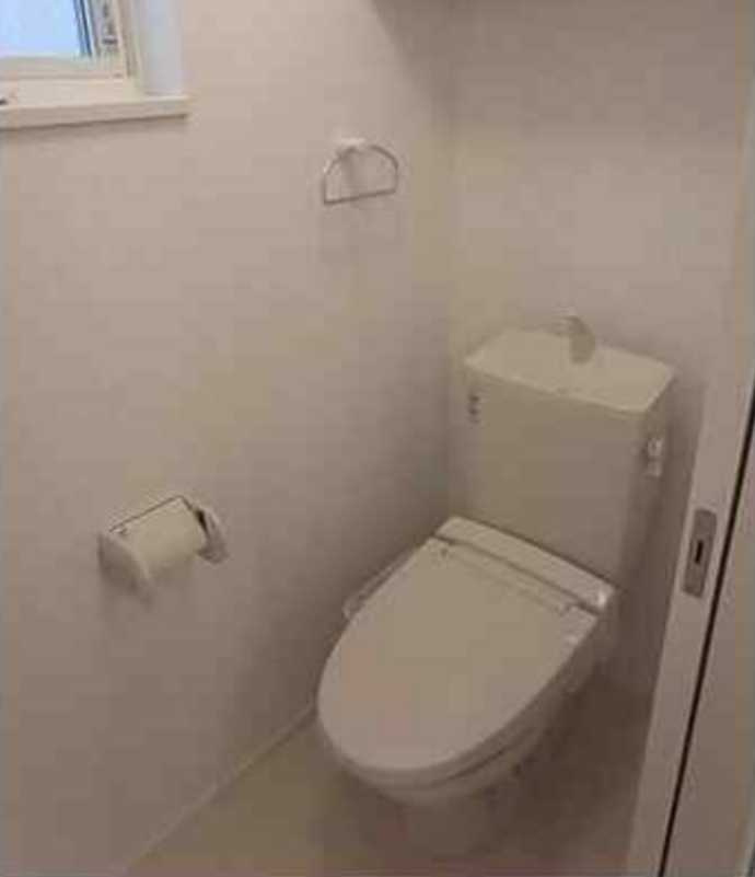 ワカタケ　敷金0　南向き　四方角部屋のトイレ