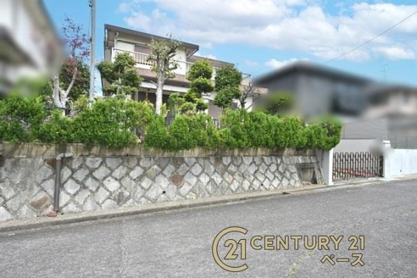 北葛城郡上牧町桜ケ丘１丁目の中古一戸建のその他|■現地撮影写真■敷地面積５８坪以上あり広々開放的です！