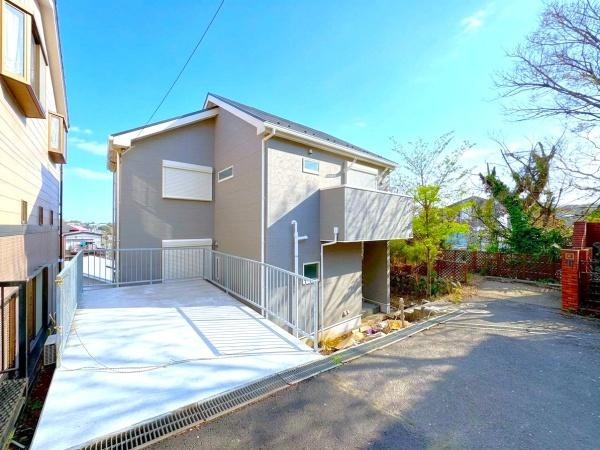 横浜市中区本郷町３丁目の新築一戸建