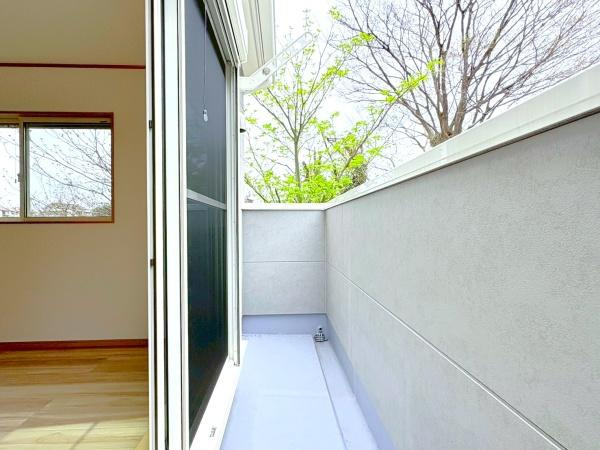 横浜市中区本郷町３丁目の新築一戸建のバルコニー
