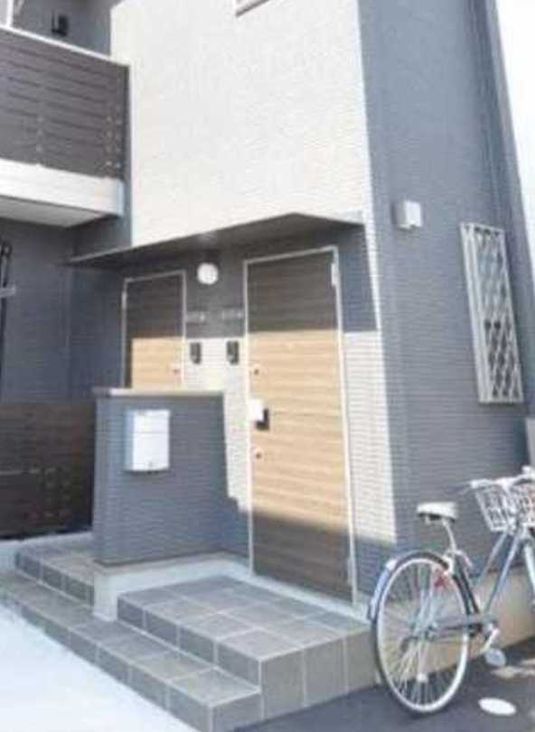 メルヴェーユ東が丘　最上階　角部屋　ウォークインクローゼットのエントランス