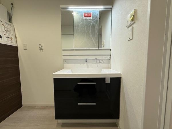 【独立洗面台】 | 大阪市東淀川区上新庄3丁目　新築戸建