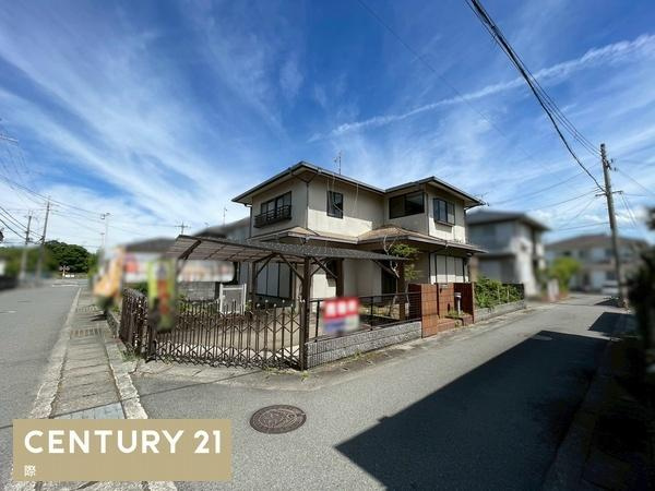 岩出市中島　中古戸建の前面道路含む現地写真